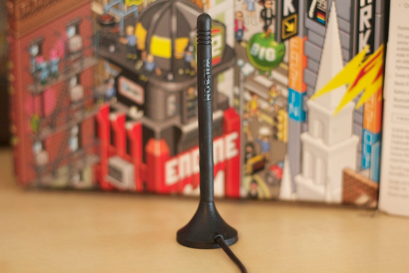 Illustration for article titled Sleek Smartphone Antenna Booster Review: The Dropped Call Eater